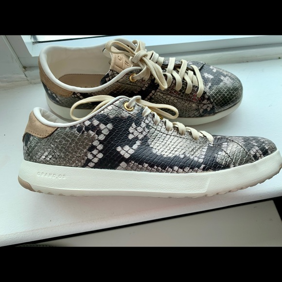 SOLD — Cole Haan Grand - Picture 4 of 9